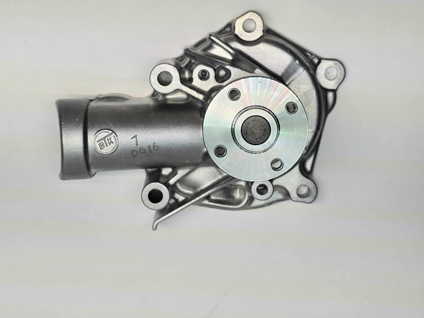 Evo 8 Water Pump. Include o-ring and gasket