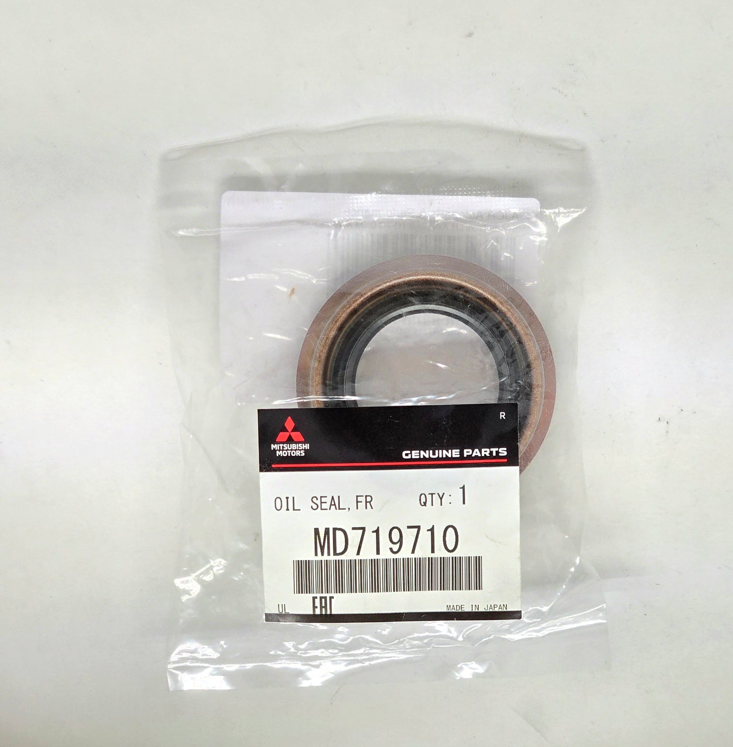 Mitsubishi Front LH Axle Seal 1G/2G DSM AWD