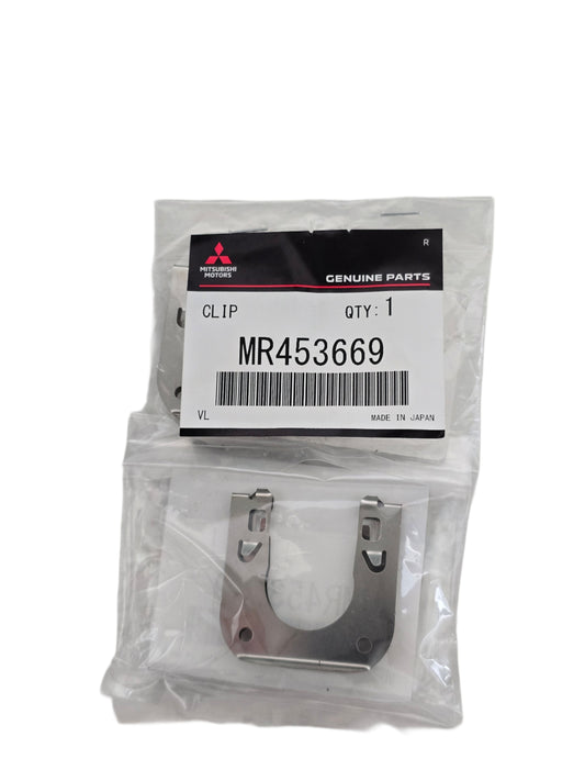 Mitsubishi Shifter Cable Clip Evo 5-9